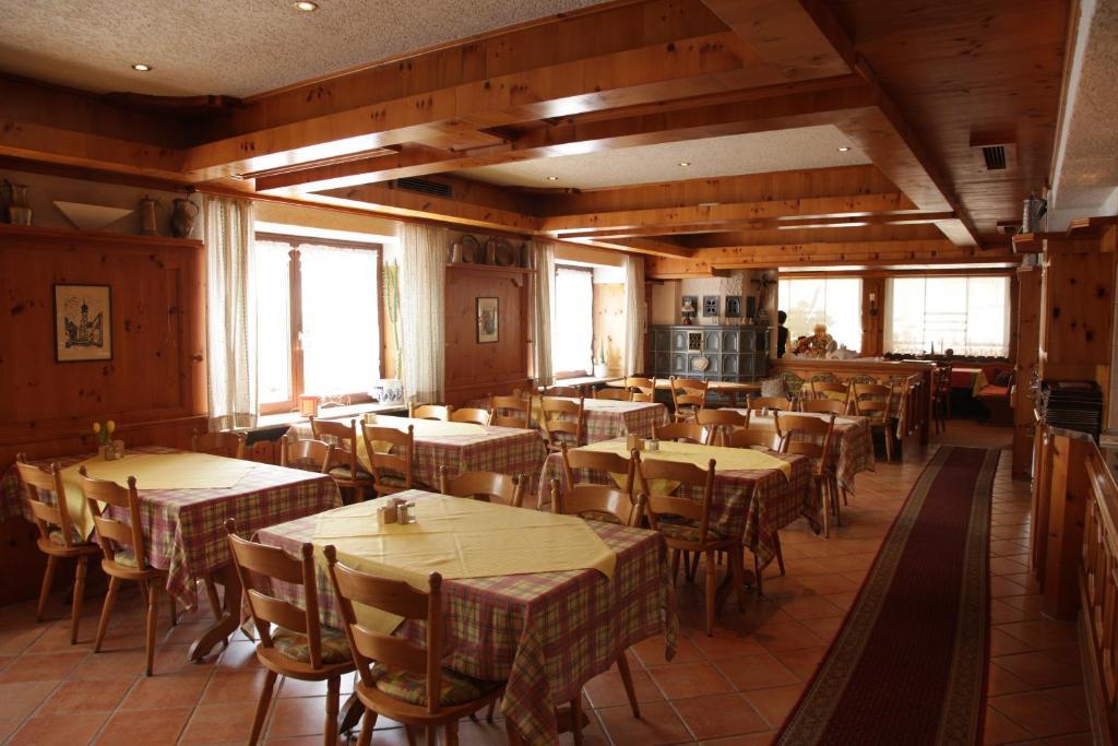 Hotel-restaurant Zum Kirschbaum 3* Rottendorf