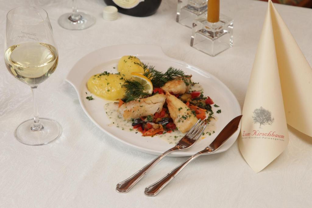 Hotel-restaurant Zum Kirschbaum Rottendorf