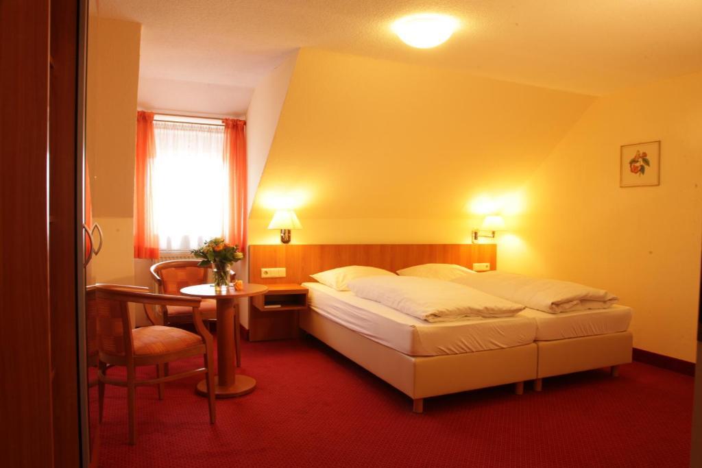 Hotel-restaurant Zum Kirschbaum Отель 3*
